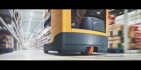 Radbeläge aus massivem Vulkollan® ermöglichen hohe Fahrgeschwindigkeiten und bieten ein ausgezeichnetes Rückstellvermögen.
