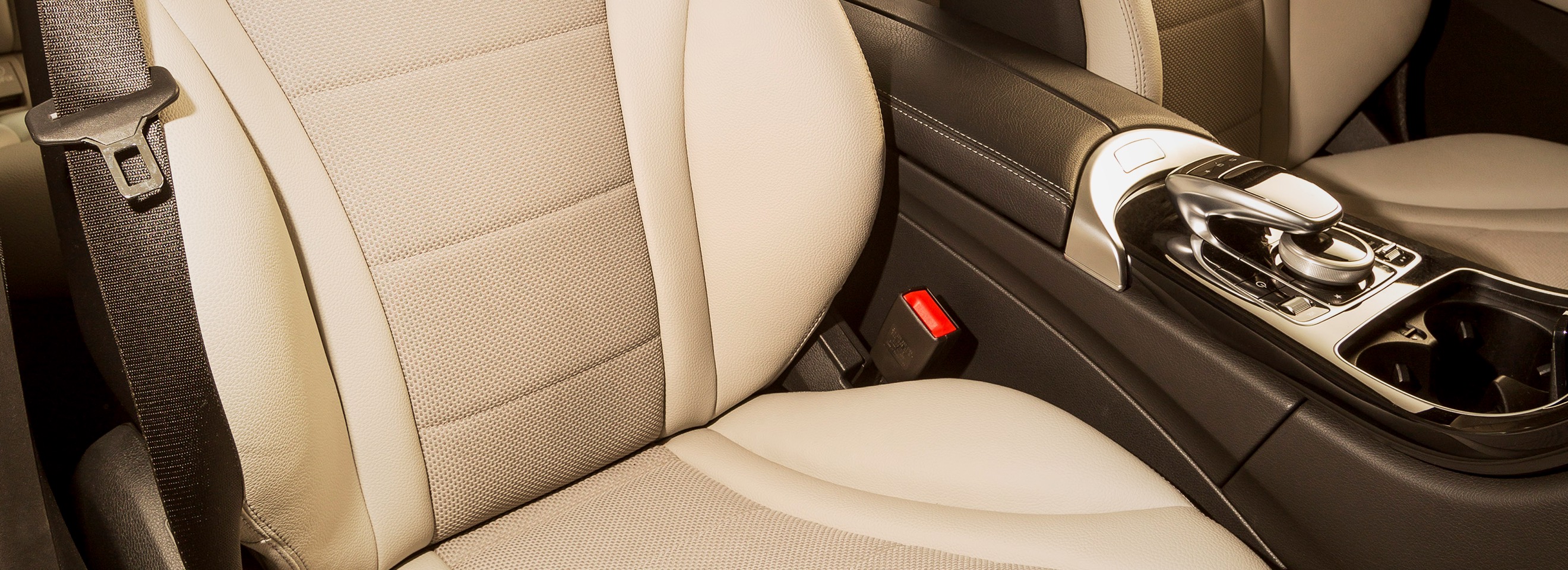 Sitz Auto Automobilsitze | TPU-Folien, PU-Schaumstoffe und PUR-Beschichtungen von ...