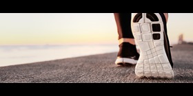 Schuhe & Fußbekleidung: Leistungsstarke Polyurethane und Klebstoffe, die alles mitmachen