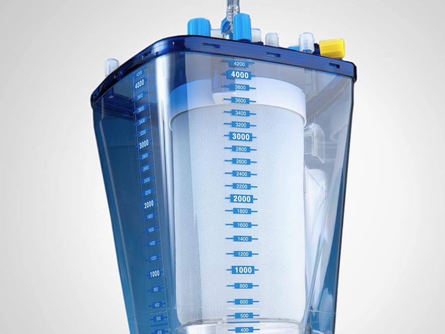 Blood pumps made using biocompatible Makrolon® circulate oxygenated blood during heart surgery.