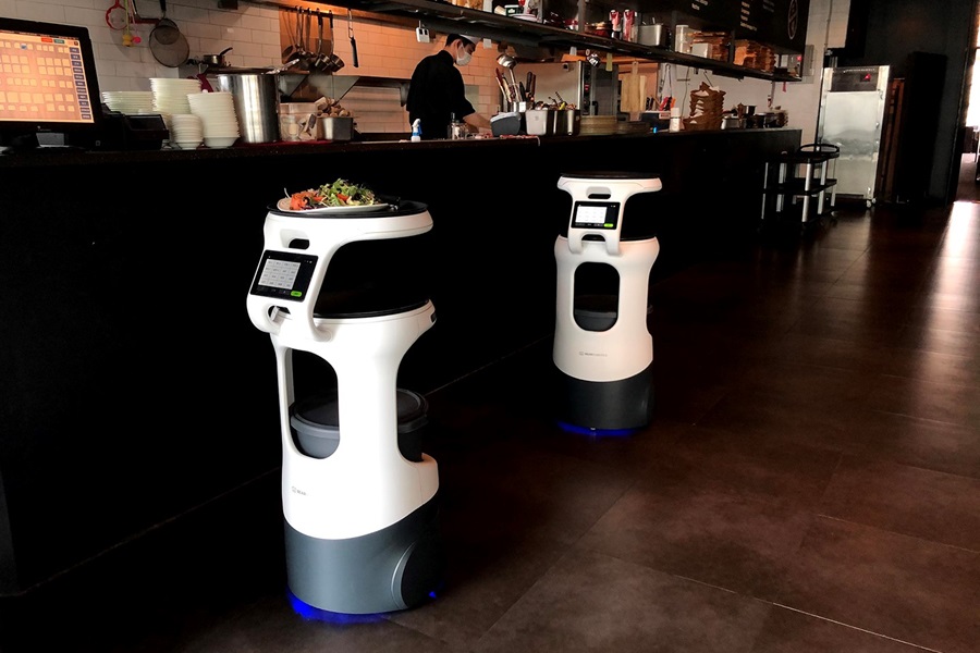 Servi™ line of food service robots