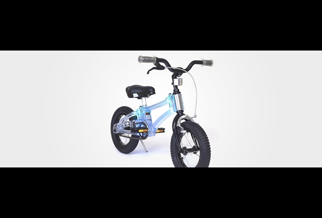Makrolon® 2807 Polycarbonat kommt bei Rahmen, Kettenschutz und Sattelstütze des Fahrrads zum Einsatz.