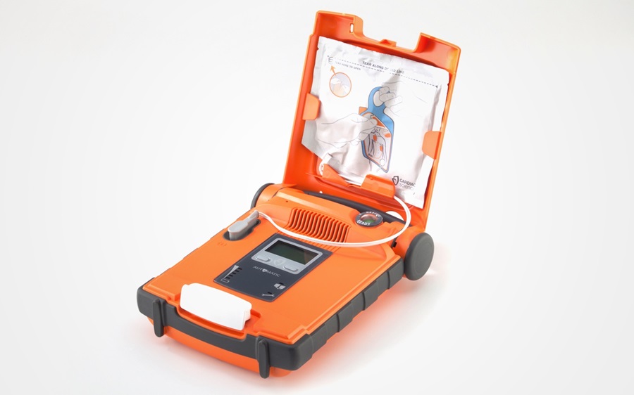 The Powerheart® G5 defibrillator battery case and housing is made with Bayblend® FR3010.