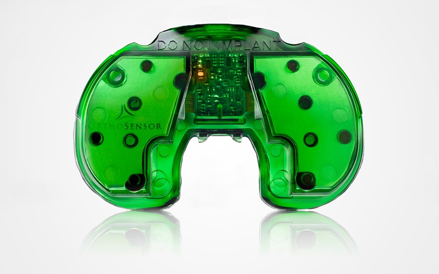 Biocompatibile Makrolon® Rx1851 with customizable color options for OrthoSensor™ Knee Balancer.