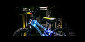 The first Phantom bike frame combines the strength and transparency of Makrolon® with LED lights.