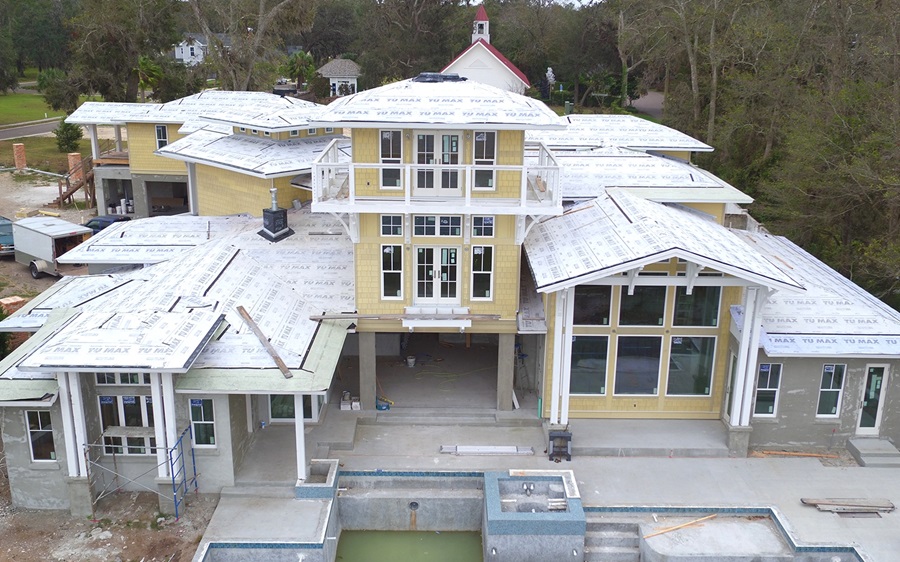 我们的预安装PUReWall™板拥有出色的强度和保温性能,同时减少浪费。