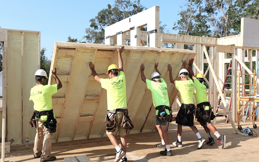 我们的预安装PUReWall™板拥有出色的强度和保温性能,同时减少浪费。