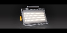 Der Diffusor der mobilen LED-Arbeitsleuchte Magnum Future besteht aus Makrolon® 2405 Polycarbonat.