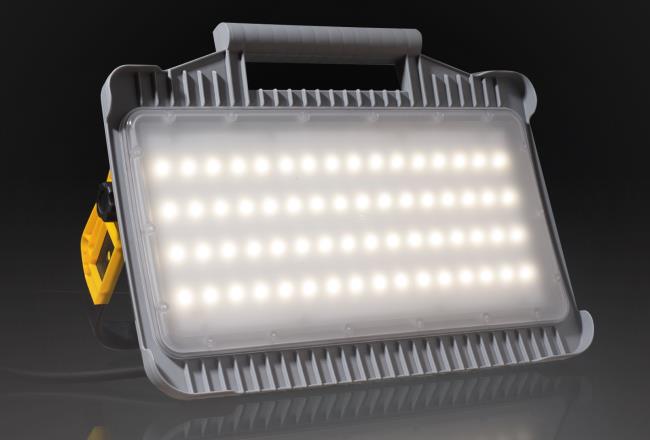 The Magnum Future mobile LED worklight’s diffuser is made with Makrolon® 2405 polycarbonate.