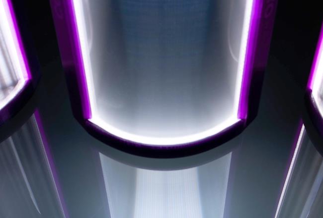 Edge-lit technology lights the way to new LED luminaire designs