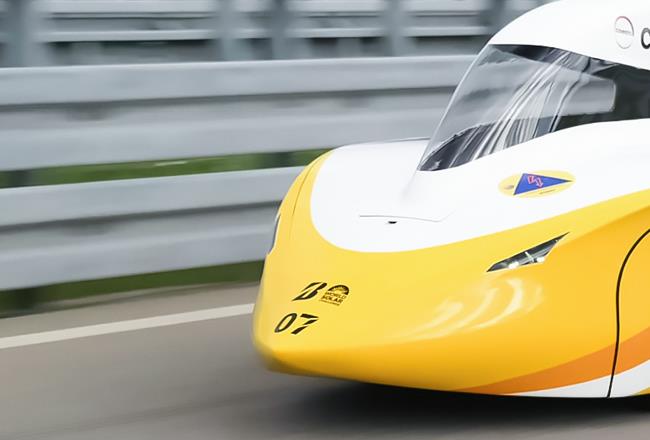 Auto refinish coatings for Team Sonnenwagen