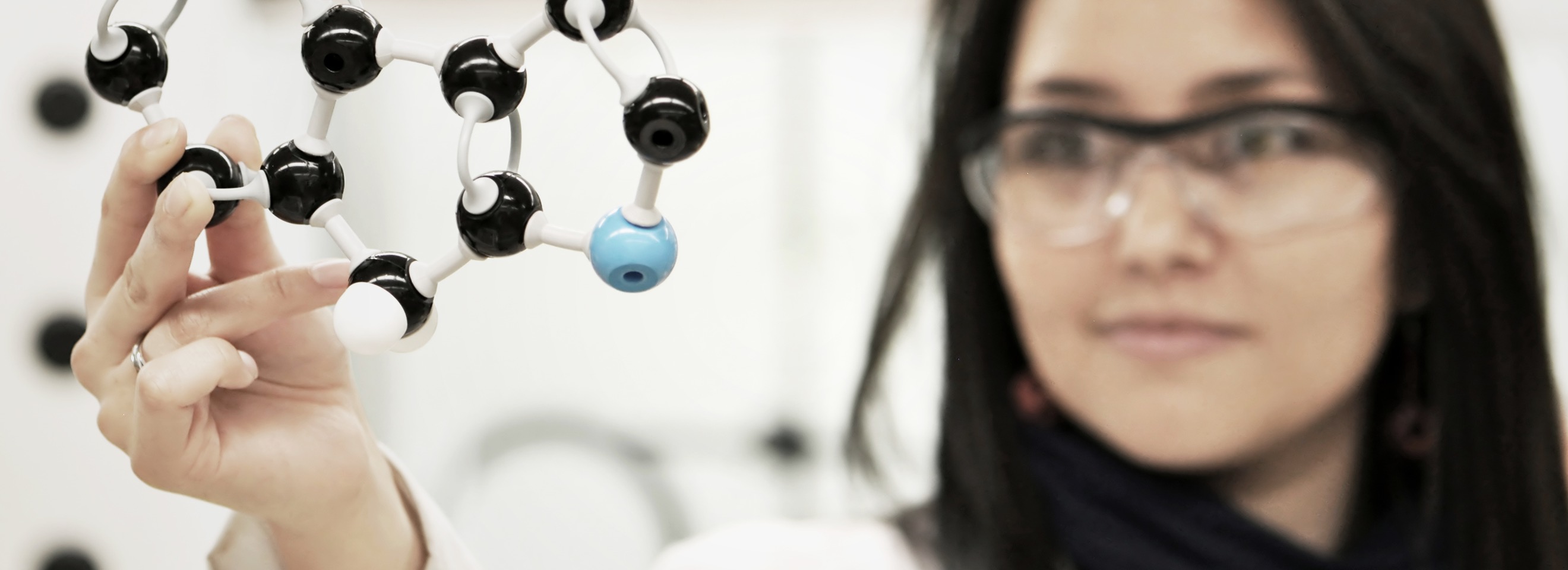 Reactive adhesives Covestro AG