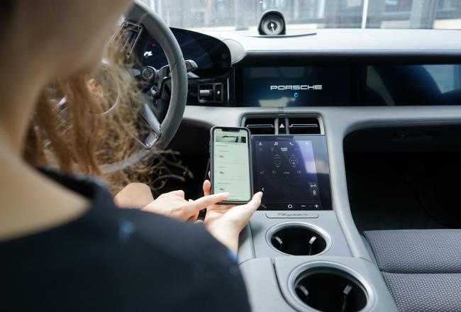 Blockchain traceability for plastics in the auto industry