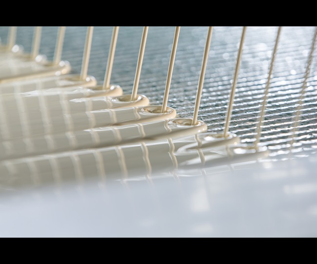 look at the alt tag of the "Image" field in the stage section and configure the same alt tag for "Teaser Image"