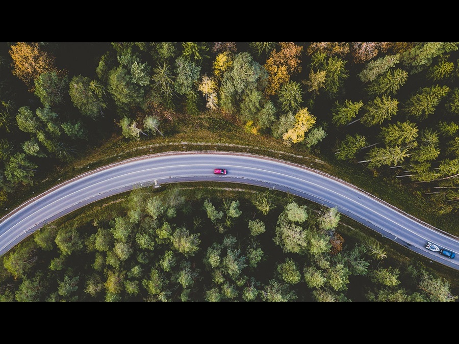 轻质聚氨酯解决方案可减轻车辆总重,从而提高内燃机的燃油效率或电动汽车的续航里程