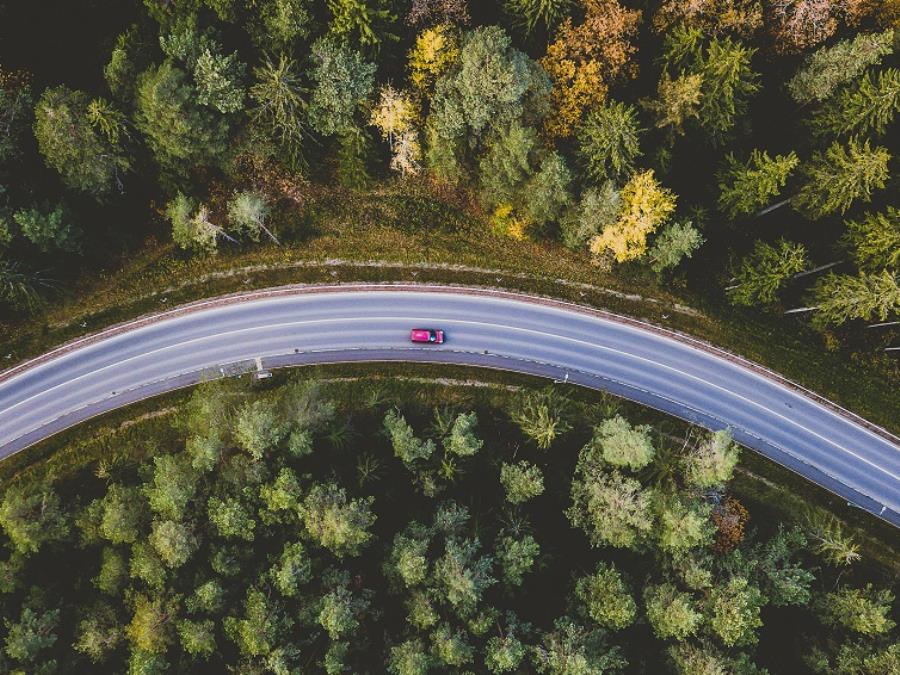 Lightweight polyurethane solutions that reduce a vehicle’s overall weight and thus increase its ICE fuel efficiency or EV range