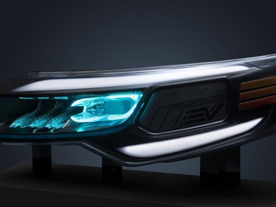 采用创新的单一材料聚碳酸酯设计策略,可打造更轻薄的前照灯和汽车玻璃