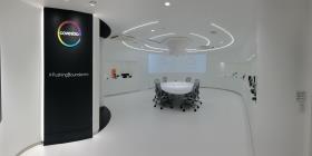 客户体验中心休息室,位于焕然一新的日本创新中心内。