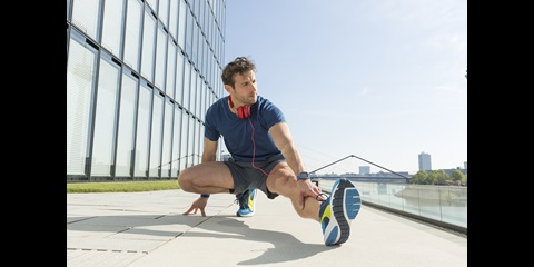 TPU 薄膜可用于粘合运动鞋中的柔性材料