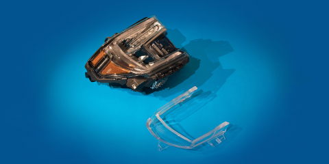 Thick polycarbonate light bar