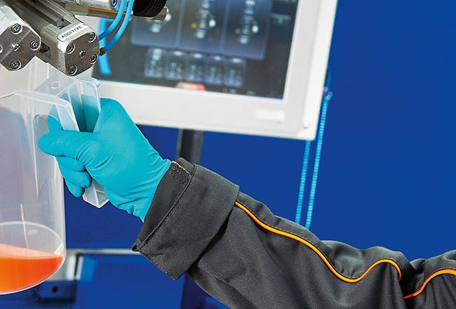 Polyurethane elastomers casting with a Covestro Baulé® machine – Jean-Bernard Lassara – ginko-photo.com